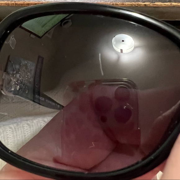 Coach sunglasses with case - Picture 6 of 7